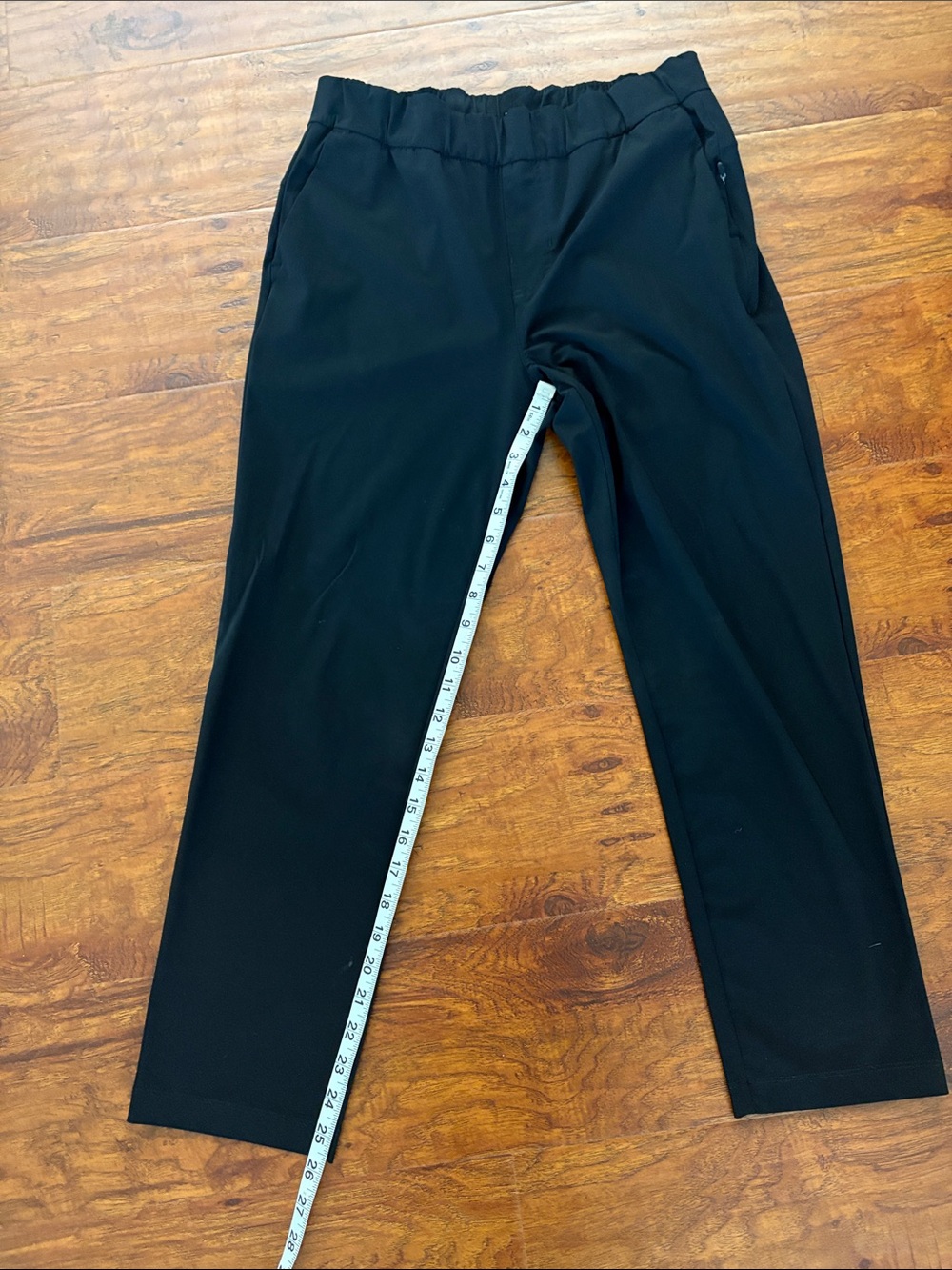 Vuori Women’s Miles Ankle Pants - Picture 8 of 9
